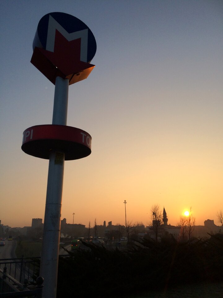 Metro sky sunset