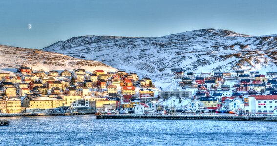 Moon honningsvag coast photo