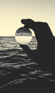 Inversion, Ocean, Lens