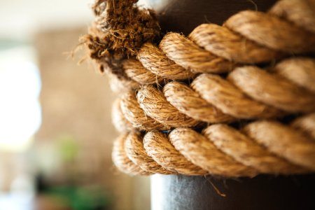 selective focus photography of brown rope photo