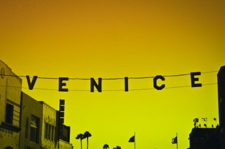 VENICE hanging decor
