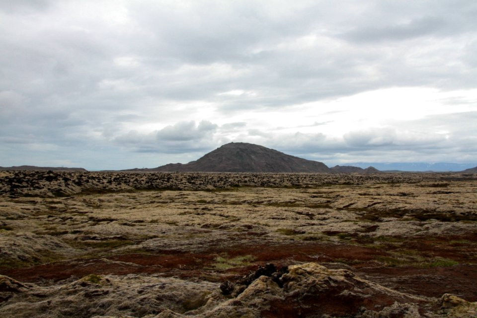 Icel, Moonscape