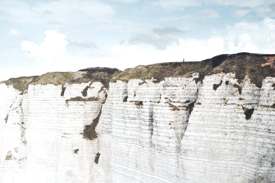 landscape photography of cliff