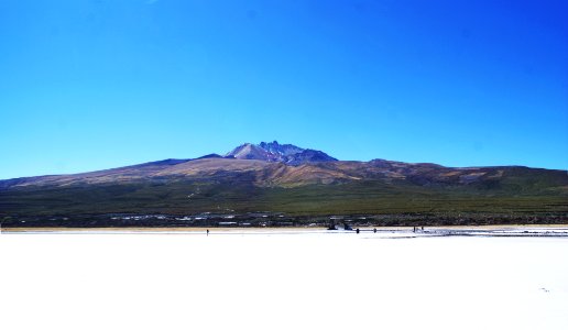Uyuni salt flat, Bolivia, Desert photo