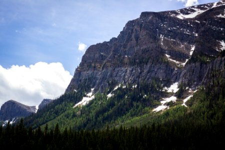 landscape photography of mountain during daytime photo