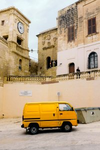 Malta, Container, No parking