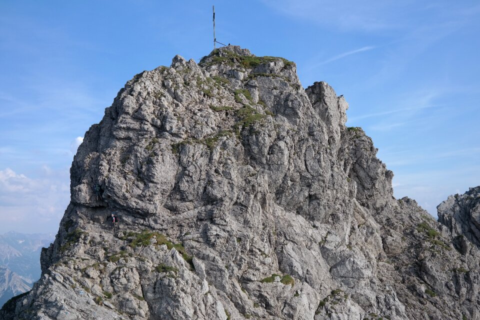 Rocky summit cross summit