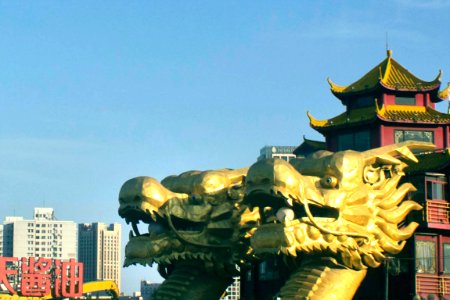 China, Shanghai, Gold