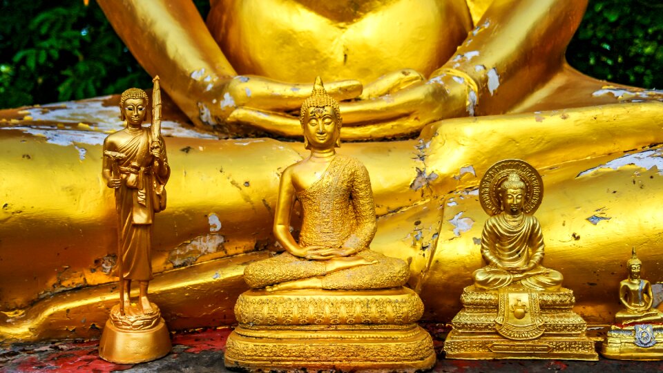 Gold golden buddha transcendence photo