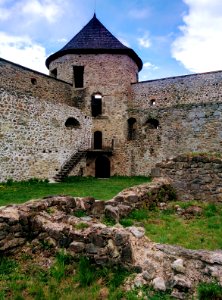Slovakia, Pevnos  bzov k, Bzov k
