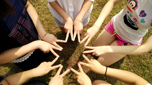 Corporate hands game