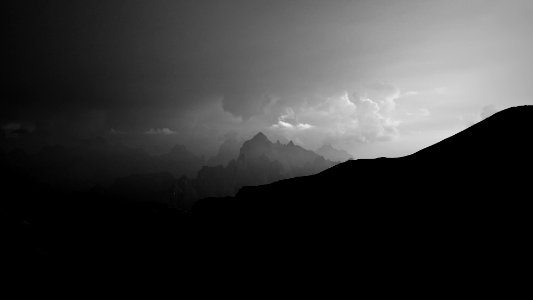 Tre cime di lavaredo, Italy, Dark