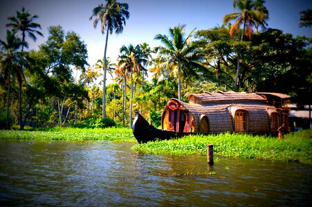 Coconuts kerala houseboats