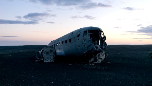 Icel, Plane wreck photo