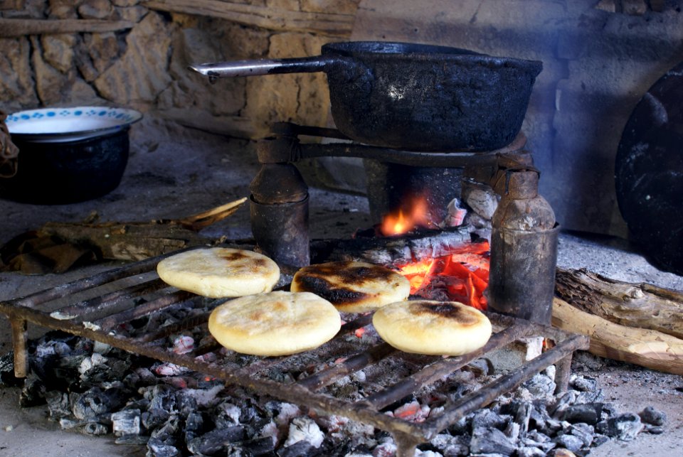 Venezuela, Carora, Chargrilled arepas