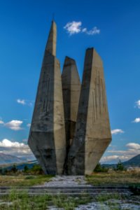 Old times, Concrete, Monument