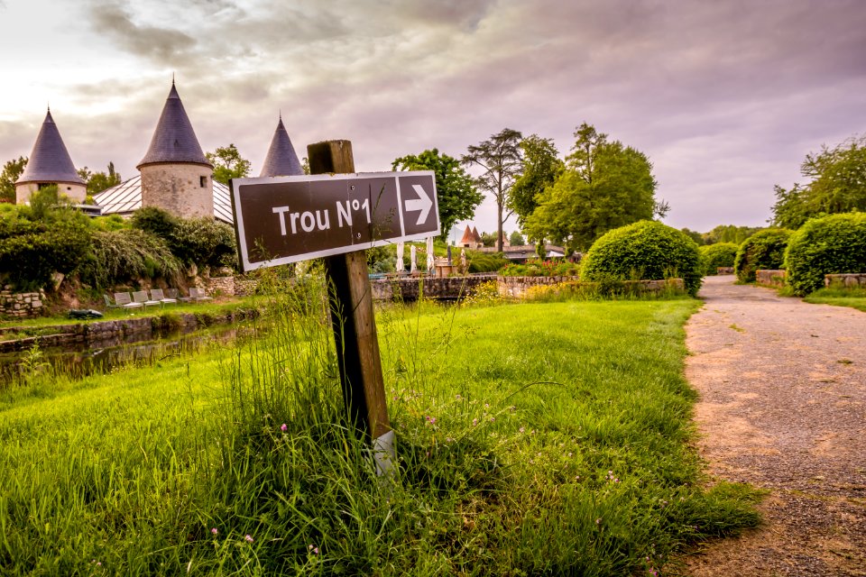 France, Cly, Uniwebersity
