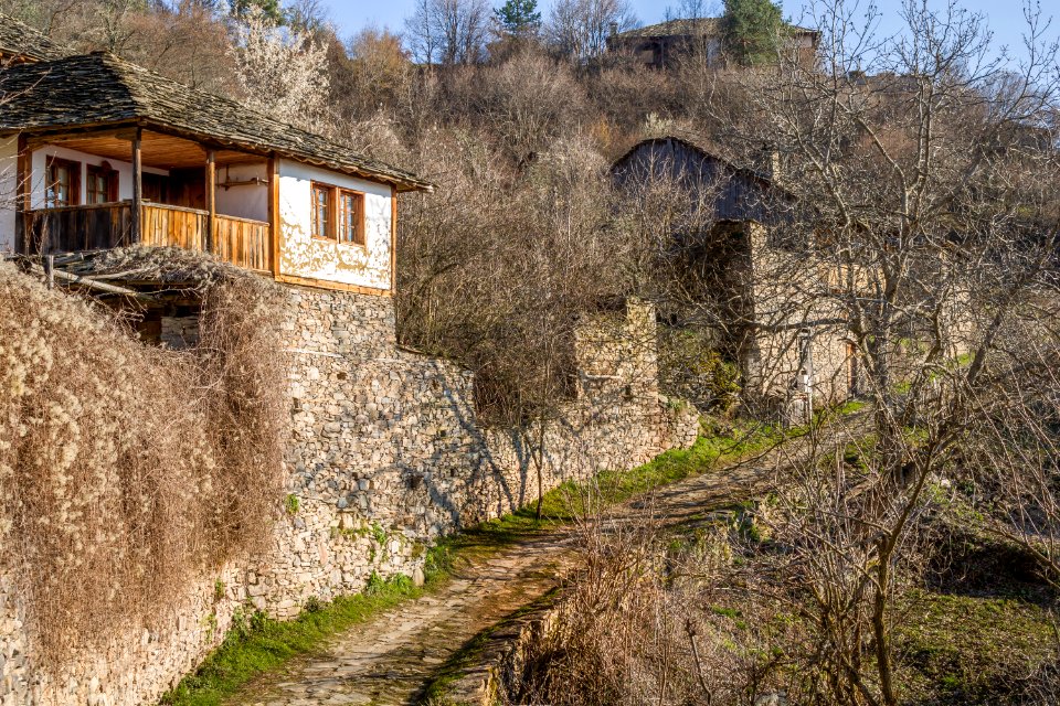 Leshten, Bulgaria, Spring