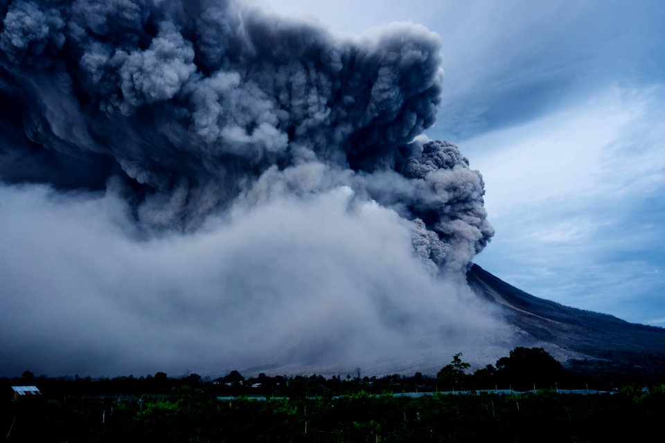 Mount sinabung, Indonesia, Eruption