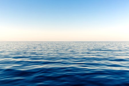 blue ocean water during daytime