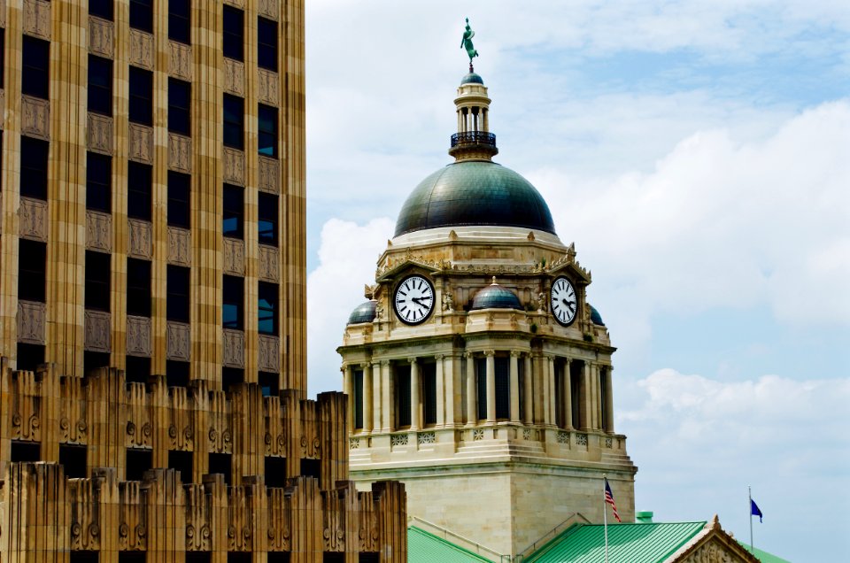 dome building photo