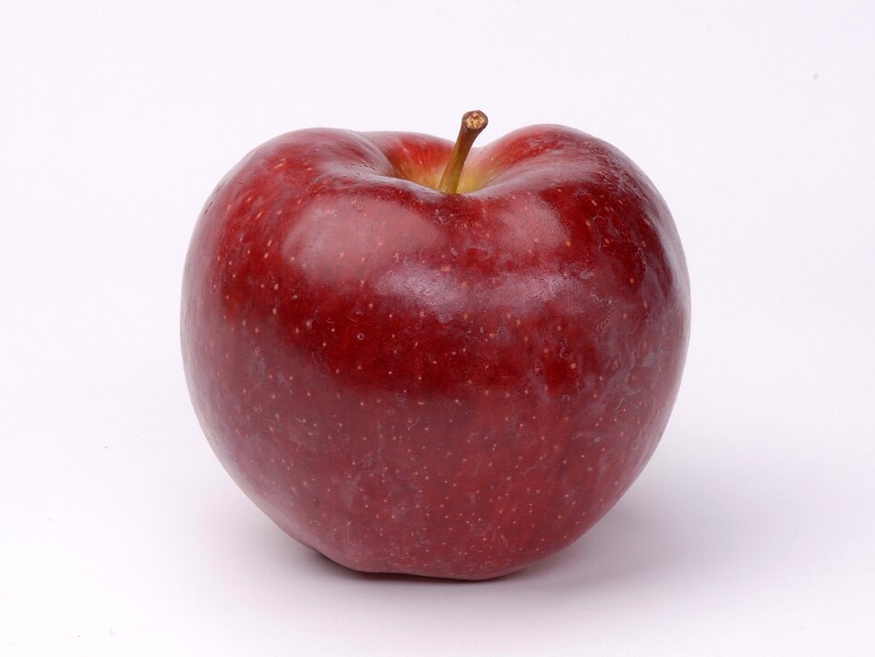 Red red apple fruits