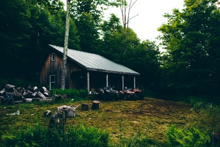 brown and grey house photography