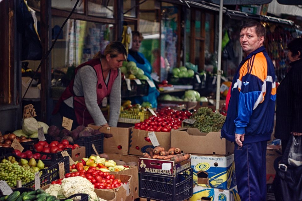 Saleslady, Grocery, 50 mm