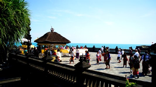 Tanah lot, Indonesia photo