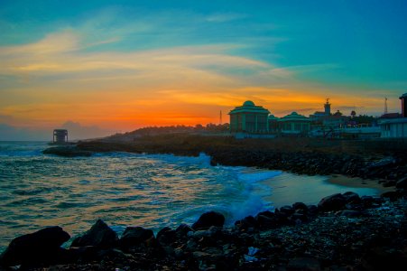 Kanyakumari, India, Waves