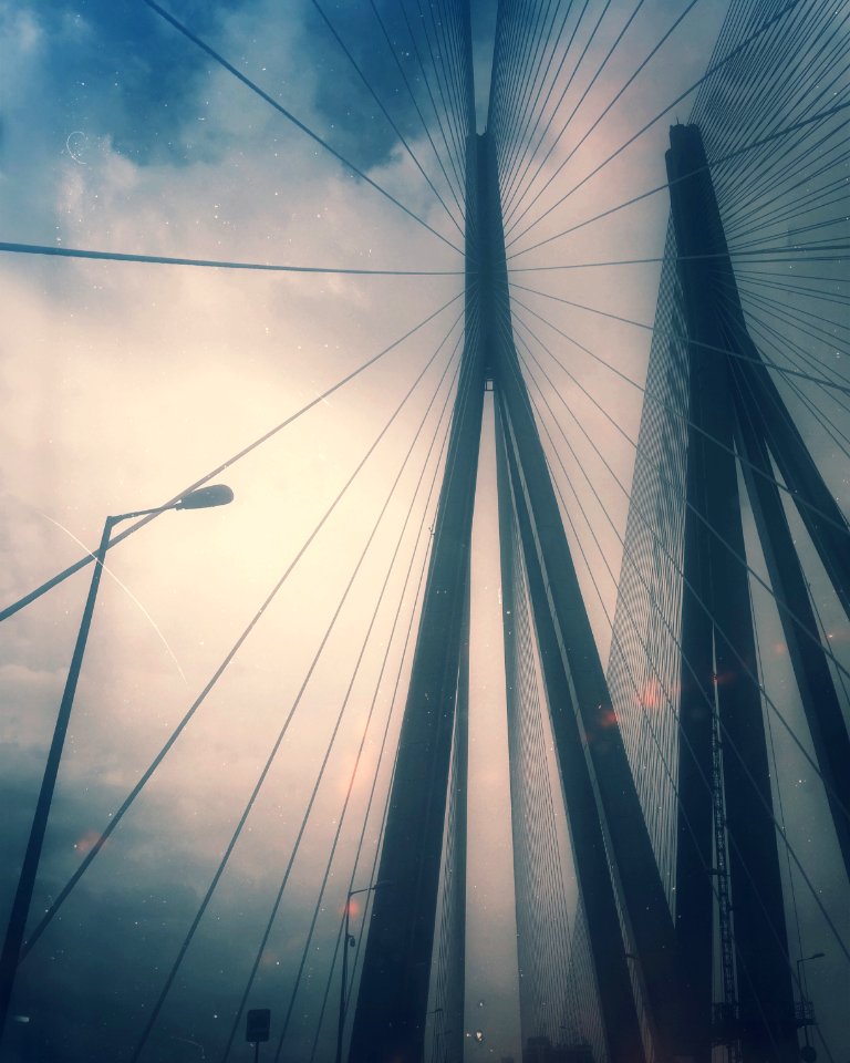 Mumbai, India, Cables
