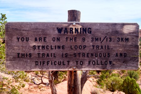 Syncline trail, Moab, United states photo