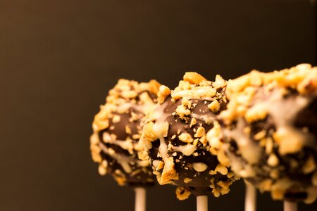 Cakepop vegan peanuts photo