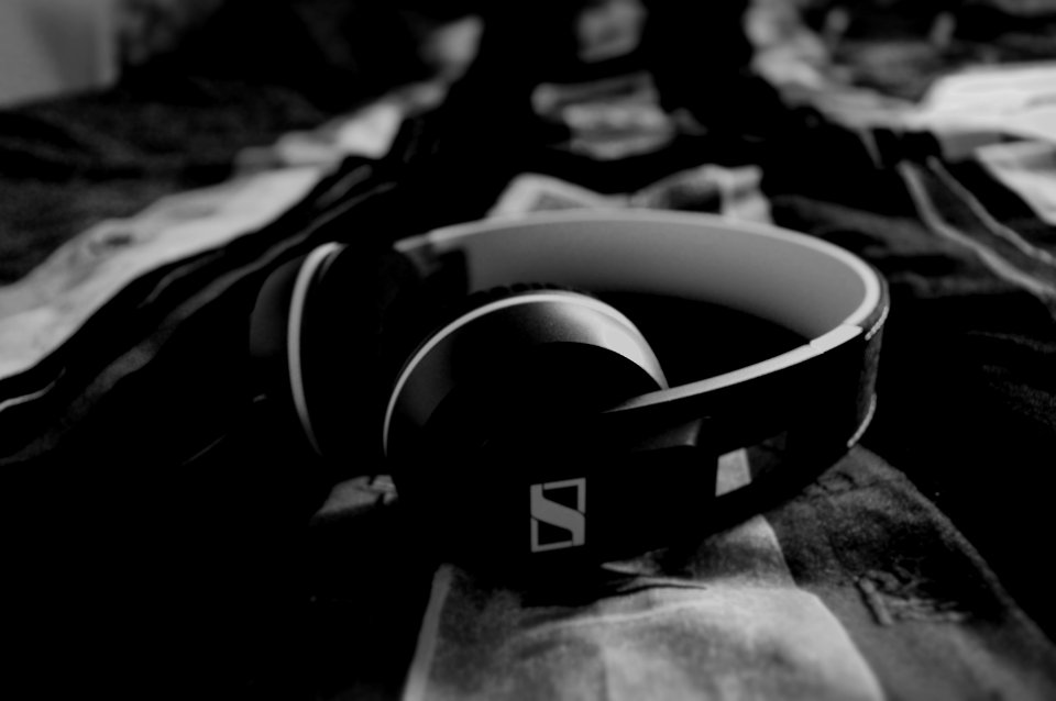 Object, Dark, Sennheiser