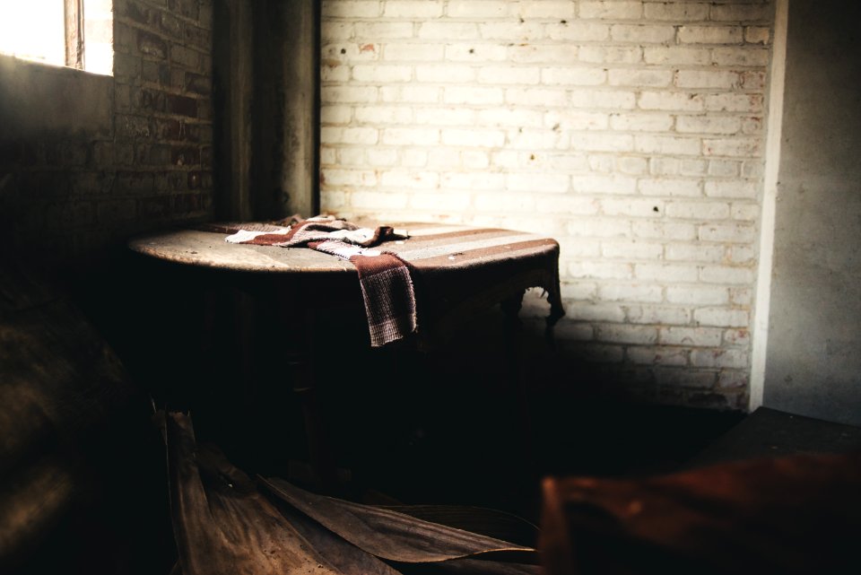 round table with tablecloth