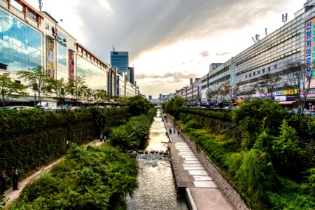 South korea, Cheonggyecheon stream photo