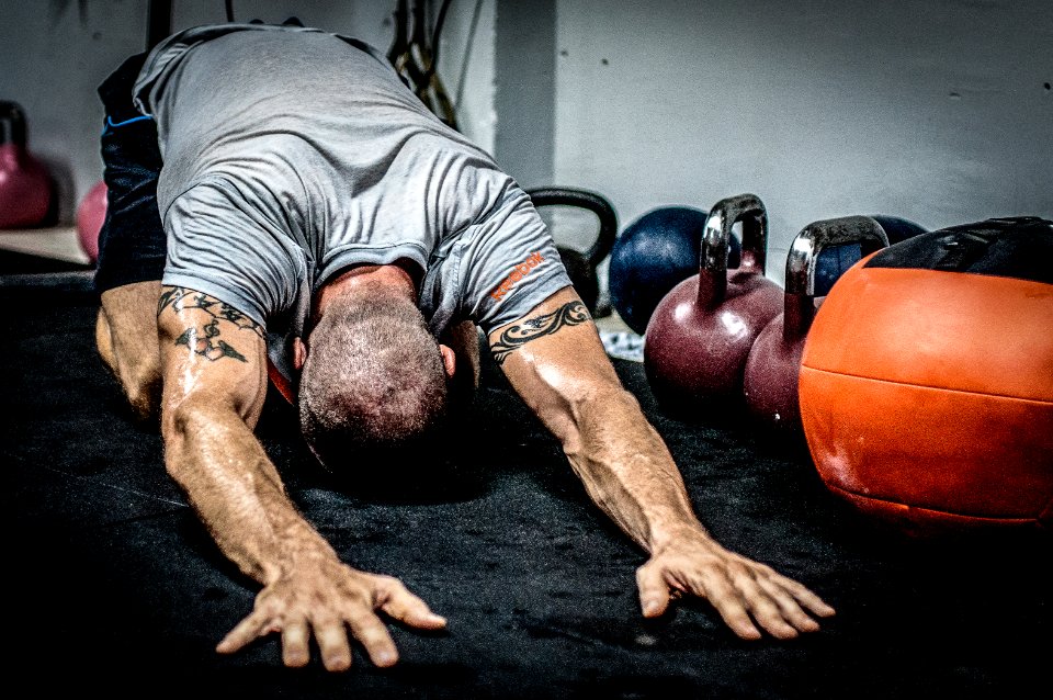 Sweat, Wallball, Cavemantraining