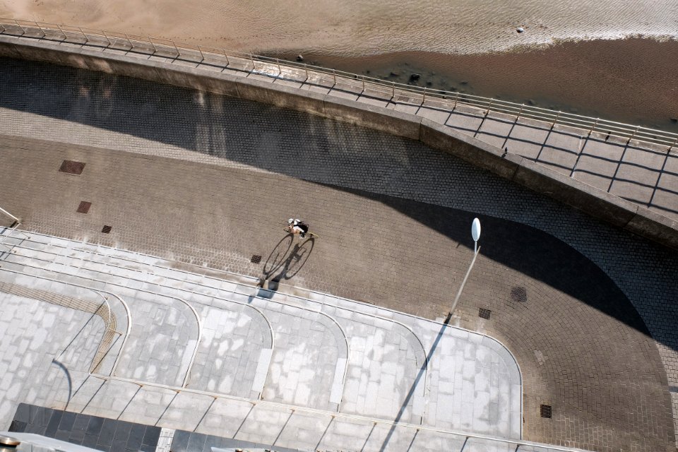 bicycle on road photo