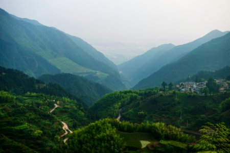 landscape photography of mountain during daytime photo