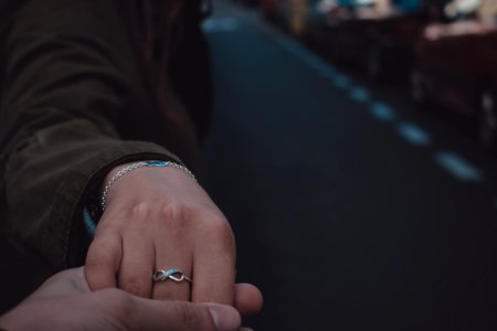 Girl, Take my h, Couple