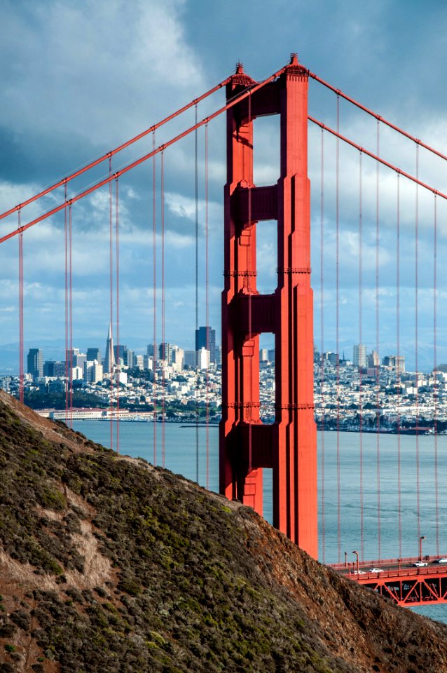 Golden gate bridge, San francisco, United states photo