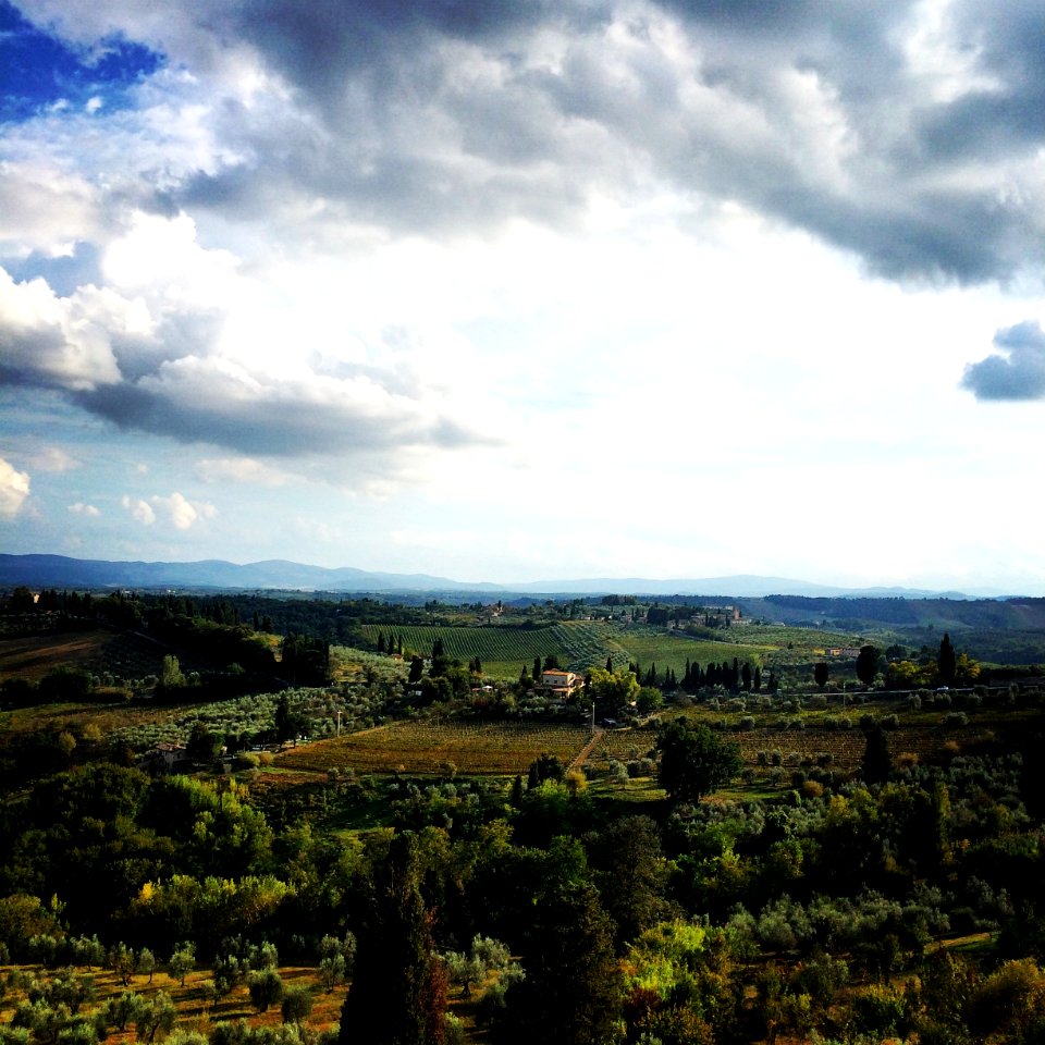 Italy, San gimignano, Sky