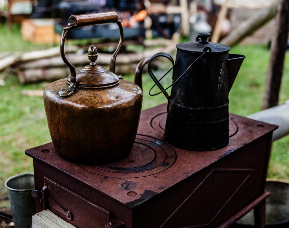 Kettle metal old