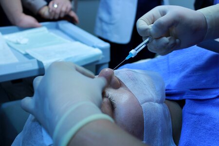 Injection dermatol skin