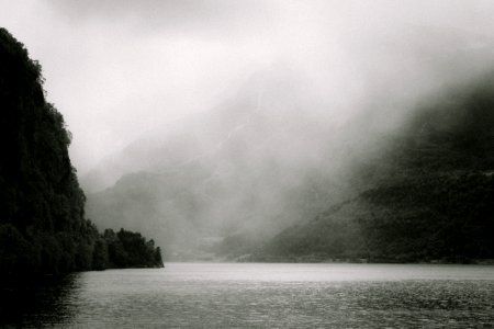 Hovl, Comt de hordal, Norvge