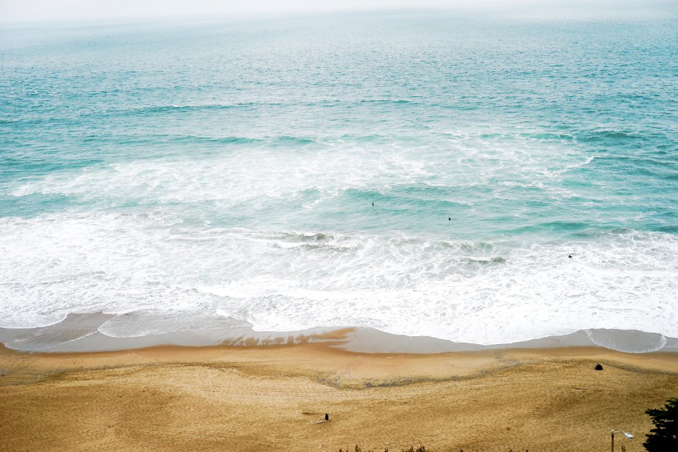 calm ocean at daytime