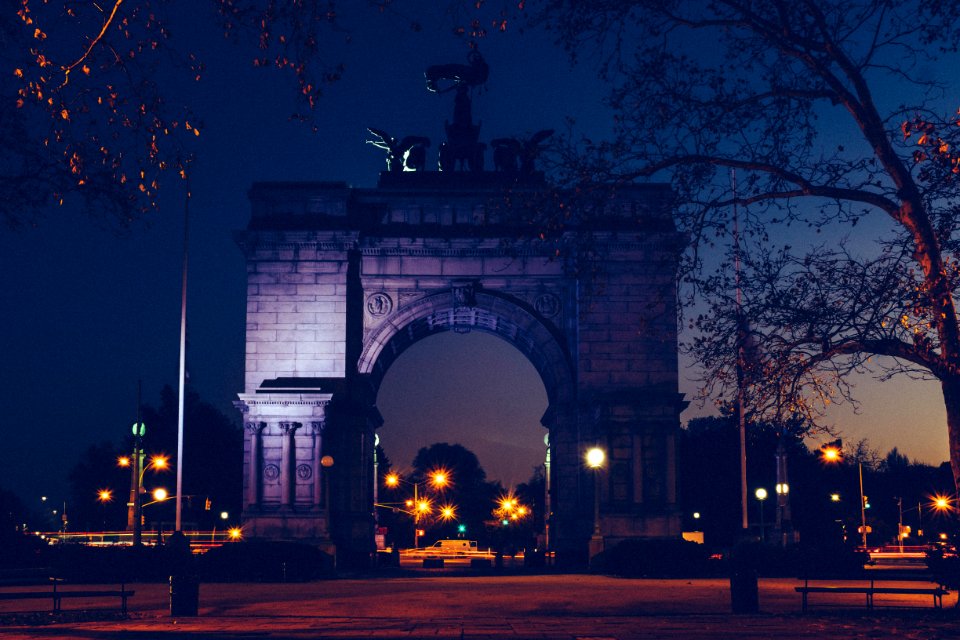 Army plaza, United states, Night