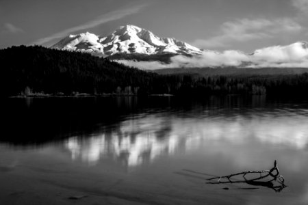 Lake siskiyou, United states, Snowmountain