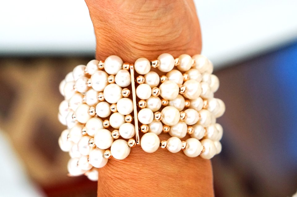 Jewelry, Gold, White