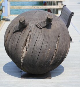 Sculpture foot art figure